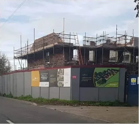 Construction site hoarding boards by Signpartners